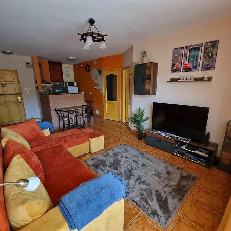 Epreskert Apartman Nyiregyhaza Exterior photo